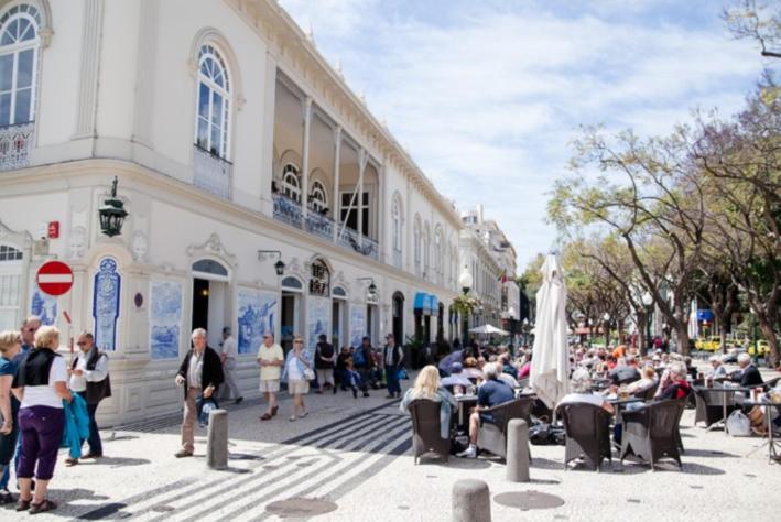 Central Funchal Apartment - Garden - Free Parking & Ac Екстер'єр фото